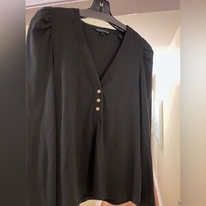 Veronica Beard Black V-Neck Buttoned Blouse
